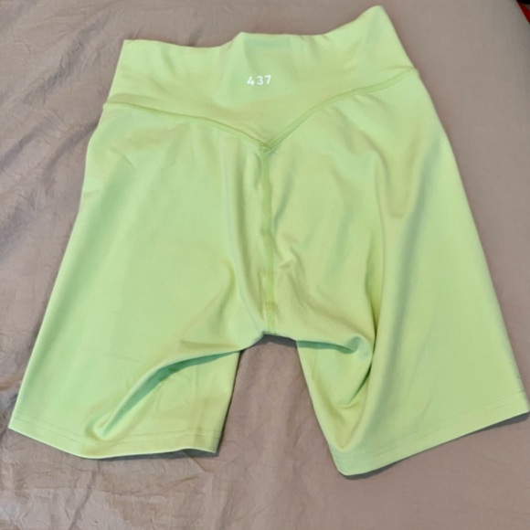 437 Active V Short - Picture 4 of 5